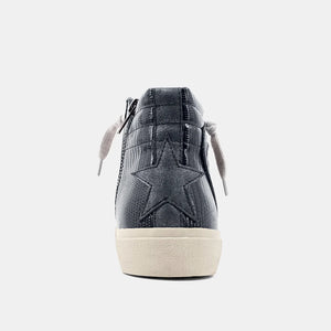 Rooney Sneaker Size 6.5 left