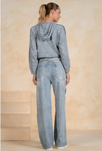 Load image into Gallery viewer, Elan JoJo Sweatpant Jeans