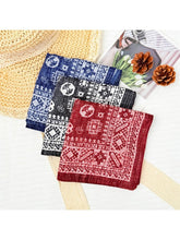Load image into Gallery viewer, Retro Style Geometric Patterns Square Scarf