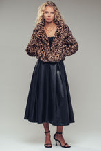 Load image into Gallery viewer, Leopard Faux Fur Jacket