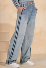 Load image into Gallery viewer, Elan JoJo Sweatpant Jeans
