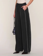 Load image into Gallery viewer, Devine Pant
