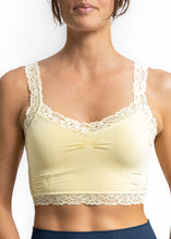 Load image into Gallery viewer, 1016 Solid Bra With Lace Trim
