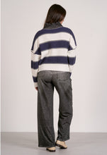 Load image into Gallery viewer, Elan Sloane Sweater
