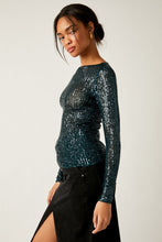 Load image into Gallery viewer, Free People Gold Rush Long Sleeve in Forest Pool Combo
