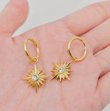 Load image into Gallery viewer, 18k Gold Plated Stainless Steel Star Huggie Earring
