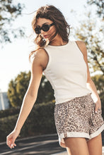 Load image into Gallery viewer, Springside Leopard Cuffed Shorts
