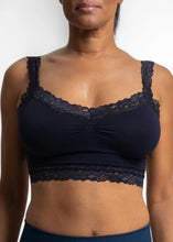 Load image into Gallery viewer, 1016 Solid Bra With Lace Trim

