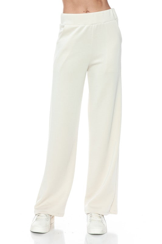 Straight Leg Pant with Pockets in Cream