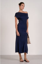 Load image into Gallery viewer, Nyla Dress
