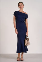 Load image into Gallery viewer, Nyla Dress
