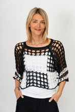 Load image into Gallery viewer, Black &amp; White Knit Top
