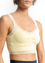 Load image into Gallery viewer, 1016 Solid Bra With Lace Trim
