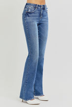 Load image into Gallery viewer, Risen Tummy Control High Rise Straight Jeans
