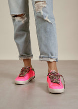 Load image into Gallery viewer, Candace Sneakers
