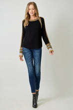 Load image into Gallery viewer, Raglan Sleeve Sweater
