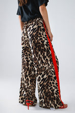 Load image into Gallery viewer, PREORDER TODAY! Leopard Stripe Pants
