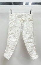 Load image into Gallery viewer, Star Ribbon Side Stripe Crinkle Jogger
