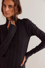 Load image into Gallery viewer, Free People Brynn Turtleneck
