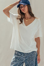 Load image into Gallery viewer, Everyday Vintage Washed V-neck Tee
