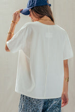 Load image into Gallery viewer, Everyday Vintage Washed V-neck Tee
