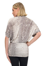 Load image into Gallery viewer, Ariella Snake Print Top
