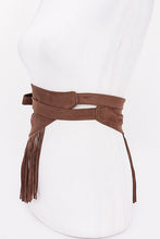 Load image into Gallery viewer, Faux Suede Fringe Belt in Black &amp; Coffee
