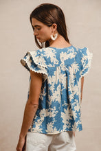 Load image into Gallery viewer, Floral Print top

