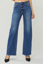 Load image into Gallery viewer, Risen High Rise Straight Jeans
