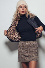 Load image into Gallery viewer, Reversible Leopard Vest
