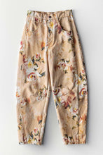 Load image into Gallery viewer, Vintage Floral Barrel Jeans
