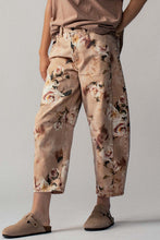 Load image into Gallery viewer, Vintage Floral Barrel Jeans
