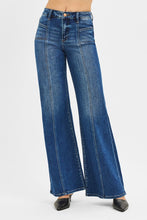 Load image into Gallery viewer, Risen Mid Rise Jeans With Front Patch Pockets

