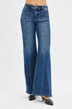 Load image into Gallery viewer, Risen Mid Rise Jeans With Front Patch Pockets
