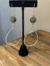 Load image into Gallery viewer, Queen of Diamonds Sparkle Earrings
