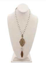Load image into Gallery viewer, Pearl Beads with Filigree Pendant
